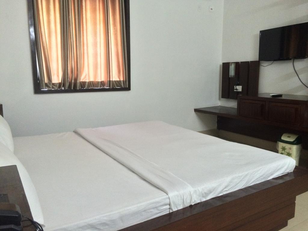 Hotel Rasoi Inn Біласпур Номер фото